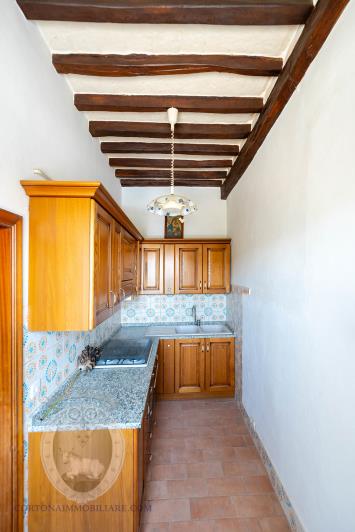 Image No.9-5 Bed Farmhouse for sale