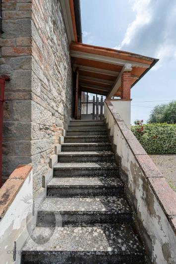 Image No.29-4 Bed Farmhouse for sale