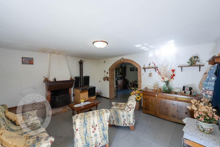 Image No.35-4 Bed Farmhouse for sale