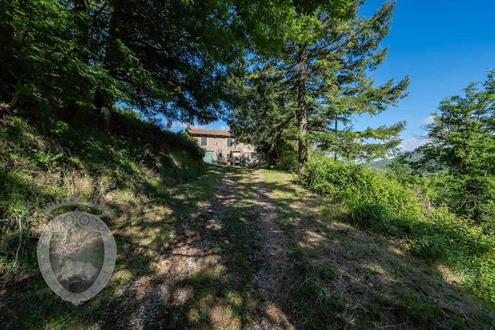 Image No.54-4 Bed Farmhouse for sale