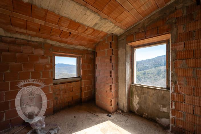 Image No.4-3 Bed Farmhouse for sale