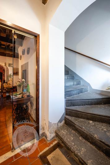 Image No.31-4 Bed Farmhouse for sale