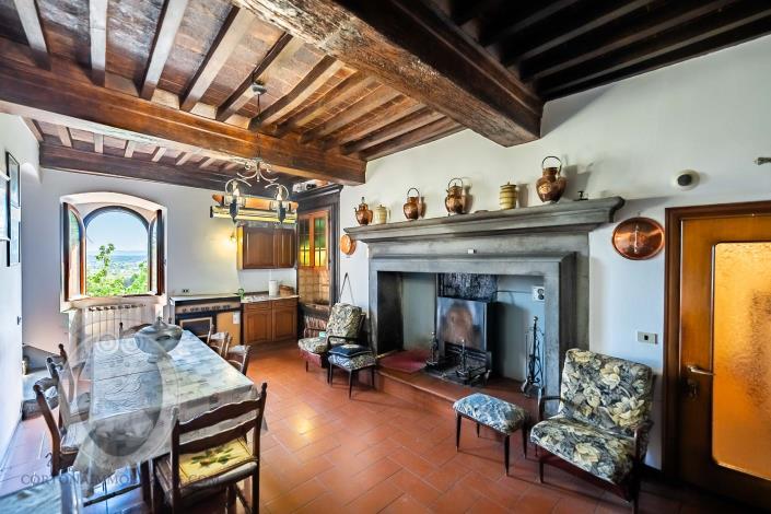 Image No.34-4 Bed Farmhouse for sale