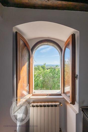 Image No.36-4 Bed Farmhouse for sale