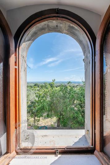 Image No.37-4 Bed Farmhouse for sale