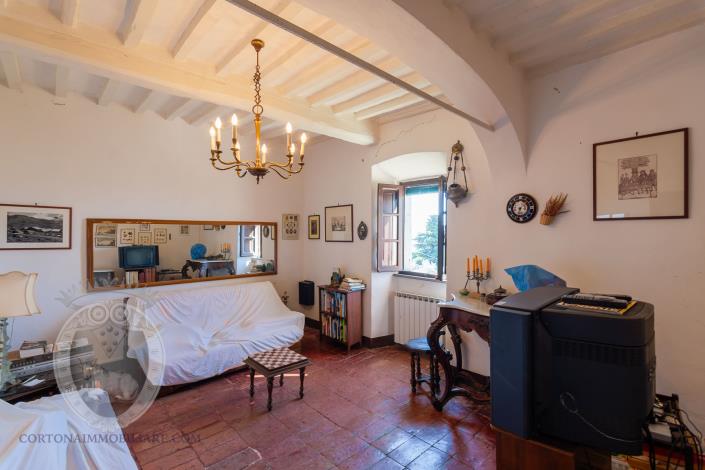 Image No.38-7 Bed Farmhouse for sale