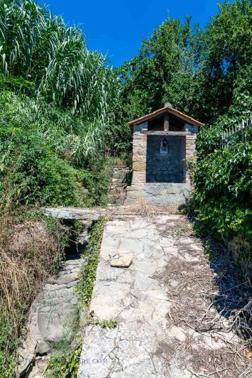 Image No.61-7 Bed Farmhouse for sale