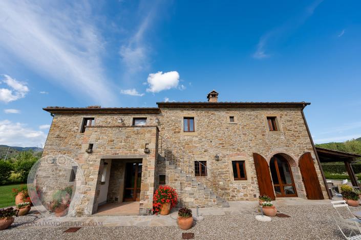 Image No.5-5 Bed Villa for sale