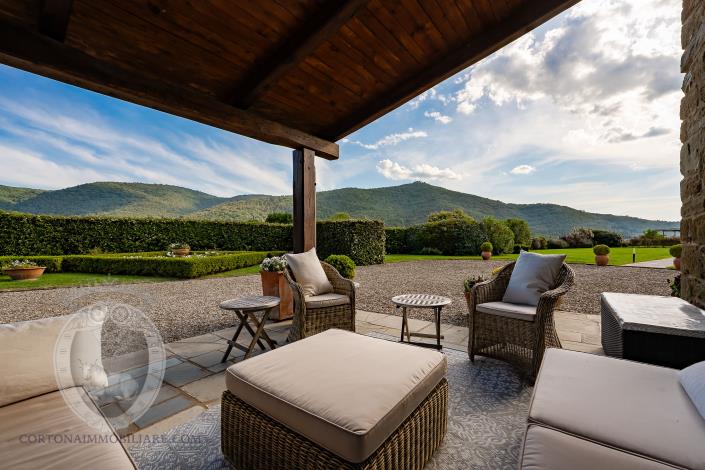 Image No.15-5 Bed Villa for sale