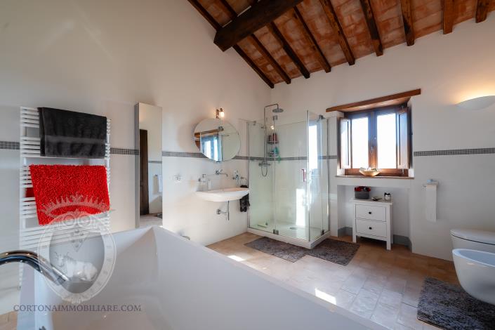 Image No.36-5 Bed Villa for sale