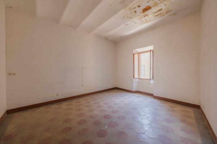 Image No.26-Maison de ville de 8 chambres à vendre à Castiglion Fiorentino