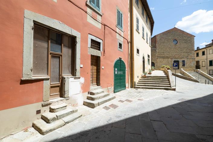 Image No.52-Maison de ville de 8 chambres à vendre à Castiglion Fiorentino