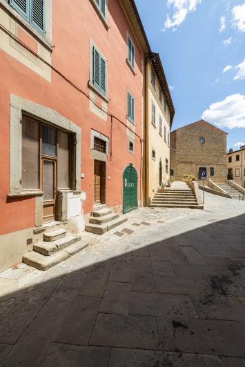 Image No.53-Maison de ville de 8 chambres à vendre à Castiglion Fiorentino