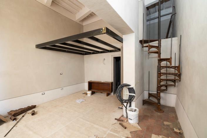 Image No.55-Maison de ville de 8 chambres à vendre à Castiglion Fiorentino