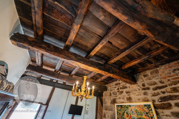 Image No.10-1 Bed Townhouse for sale