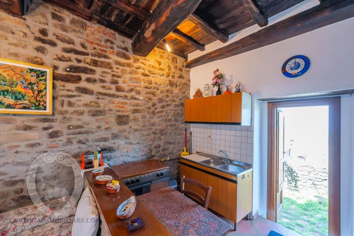 Image No.9-1 Bed Townhouse for sale