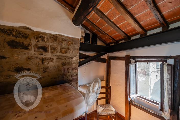 Image No.17-1 Bed Townhouse for sale