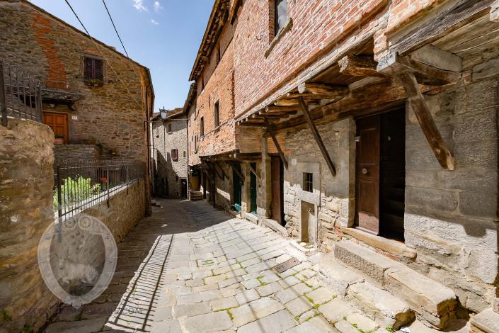 Image No.24-1 Bed Townhouse for sale