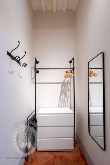 Image No.17-3 Bed Apartment for sale