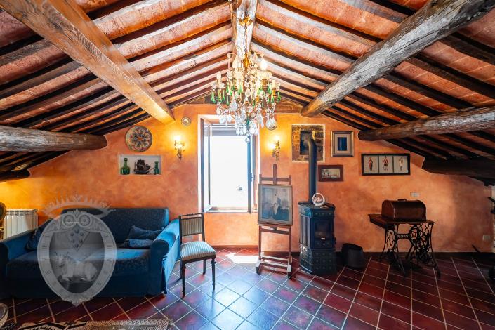 Image No.17-3 Bed Apartment for sale