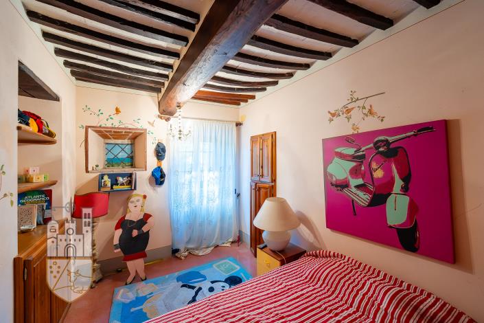 Image No.24-8 Bed Villa for sale
