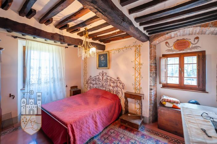 Image No.25-8 Bed Villa for sale