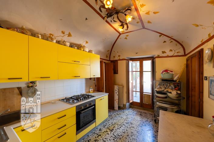 Image No.30-8 Bed Villa for sale