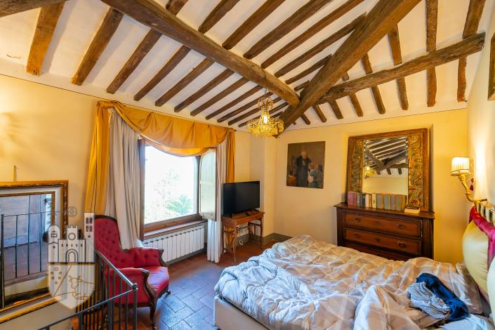 Image No.50-8 Bed Villa for sale