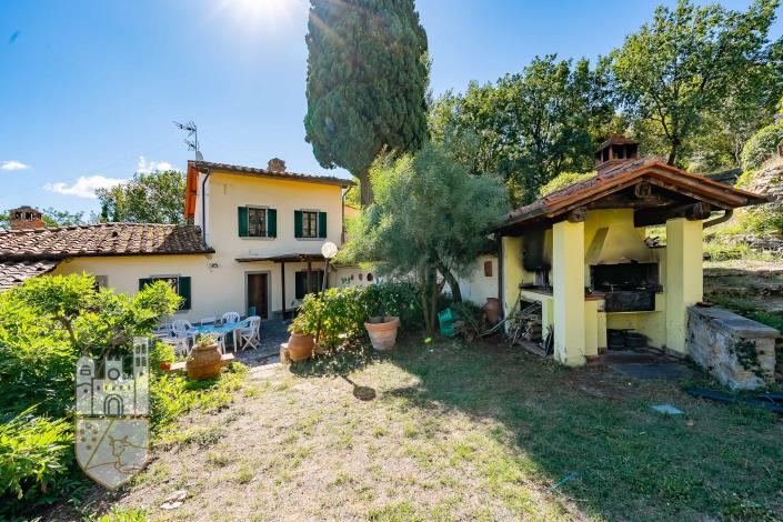 Image No.56-8 Bed Villa for sale