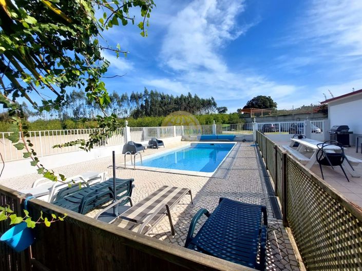 Image No.1-7 Bed Villa for sale