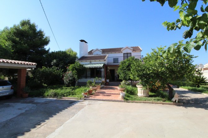 Image No.4-6 Bed Villa for sale
