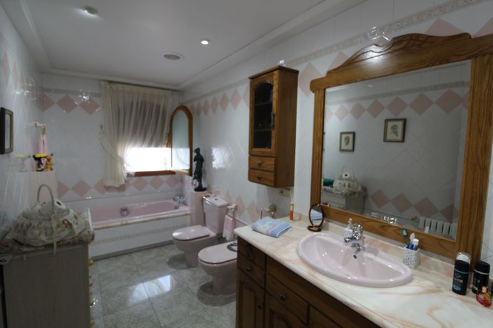 Image No.40-7 Bed Finca for sale