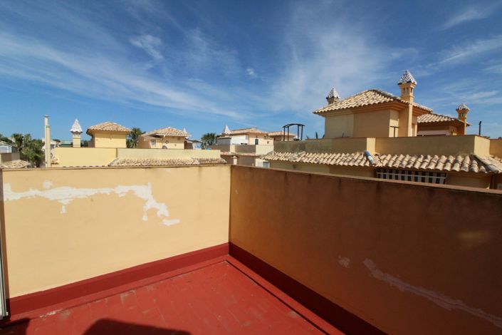 Image No.6-4 Bed Property for sale