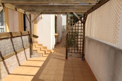 12554detachedvillawith3bedrooms2bathrooms0508
