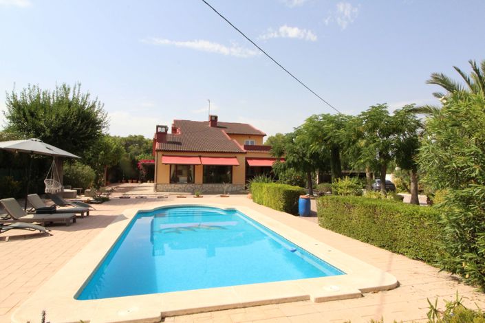 Image No.1-Villa de 6 chambres à vendre à Alicante