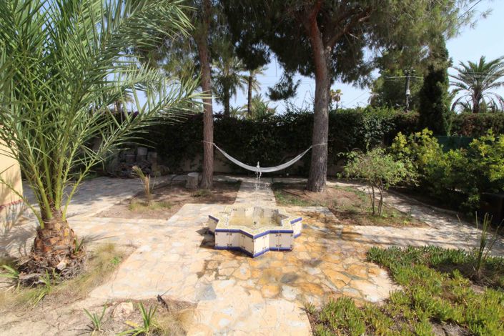 Image No.40-6 Bed Villa for sale