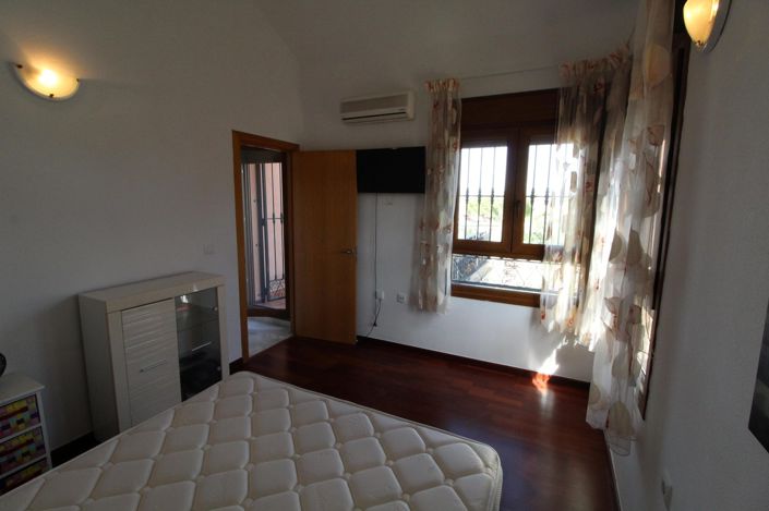 Image No.14-3 Bed Villa for sale