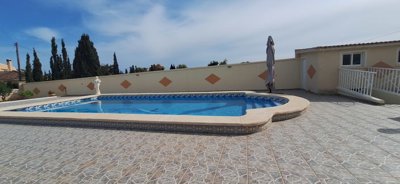 12737chaletforsale29092513110820250425172214