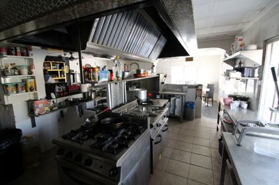 12854businessforsale301025103733img1980r