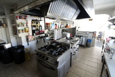 12854businessforsale301025103759img1981r