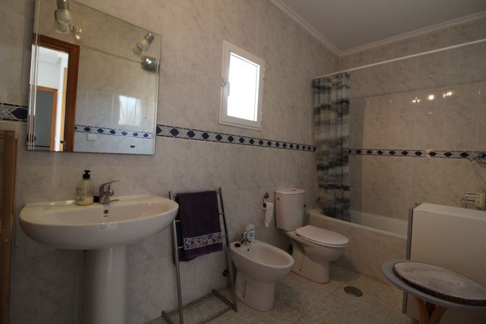 Image No.14-3 Bed Villa for sale