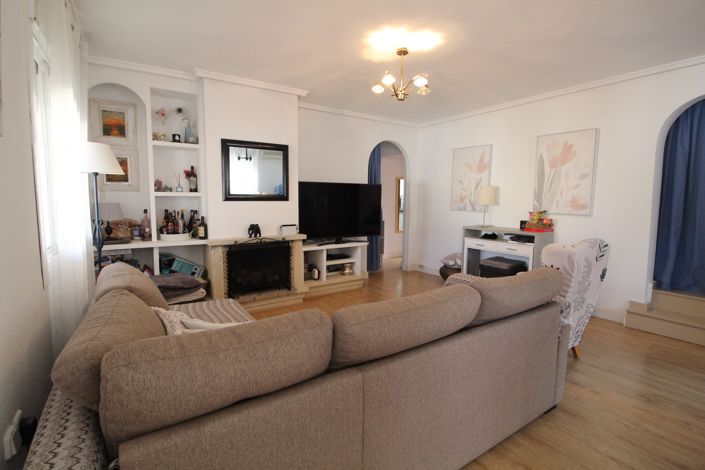 Image No.4-3 Bed Villa for sale