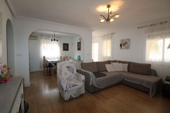 Image No.5-3 Bed Villa for sale