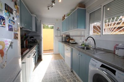 2953bedvillawithpool110324123623img8397