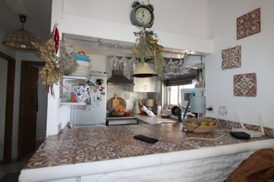 12942apartmentwithbeautifulviews141125154036i