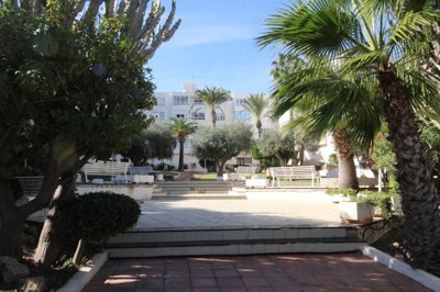 12942apartmentwithbeautifulviews141125154037i