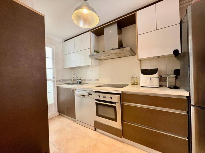 Image No.4-2 Bed Townhouse for sale