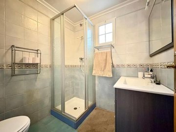 13638southfacingtownhouse040526144856whatsapp
