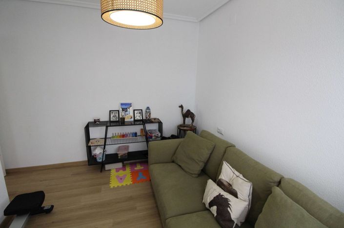 Image No.22-Appartement de 4 chambres à vendre à Los Arenales del Sol