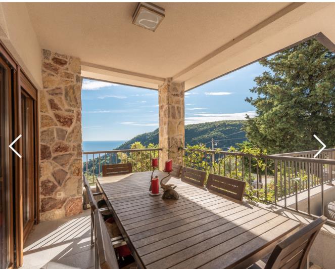 Image No.6-Villa / Détaché de 7 chambres à vendre à Budva